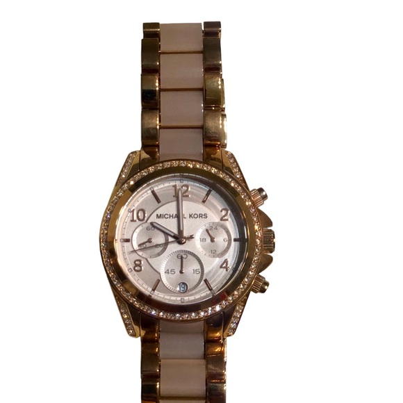 New Never Worn Michael Kors Watch - Picture 5 of 5